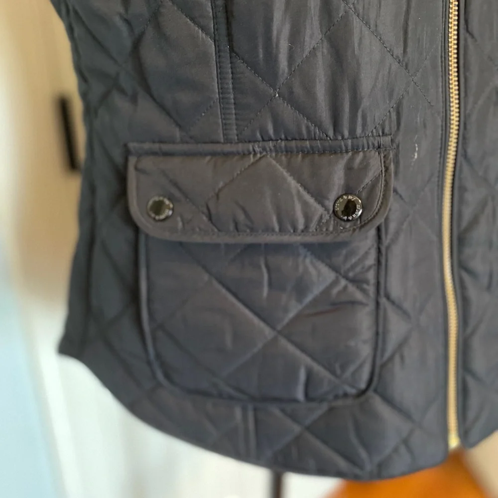 Crown & Ivy Black vest, women’s M NWT - Picture 4 of 7